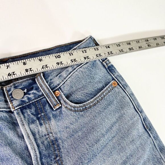 Levi's Premium Skinny Jeans Women's 24 High Rise Wedgie Button Fly Frayed Hem - Picture 9 of 12